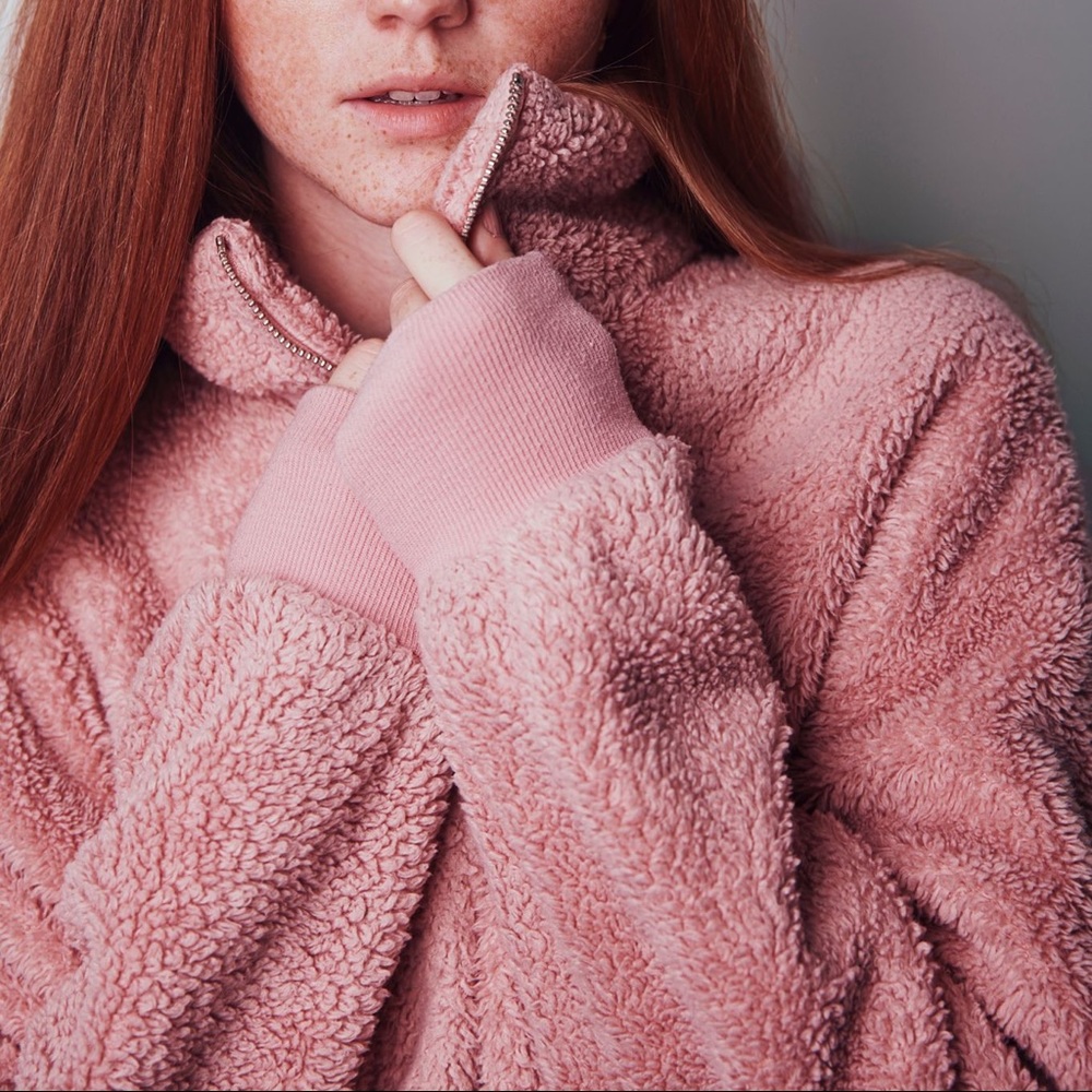 Express puffy pull over sweater